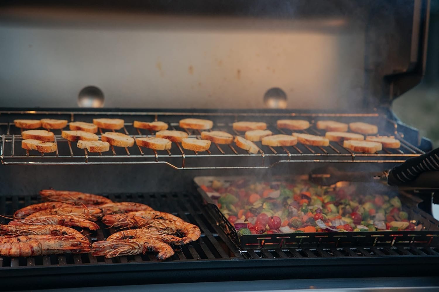 Weber Genesis S-335 Gas Grill - Image 3